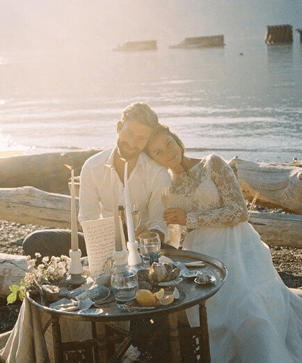 Elysia Rotaru Wedding Picture